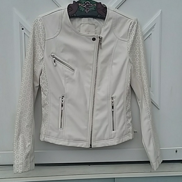 Yessica Jackets & Blazers - YESSICA GORGEOUS SPRING JACKET NWOT